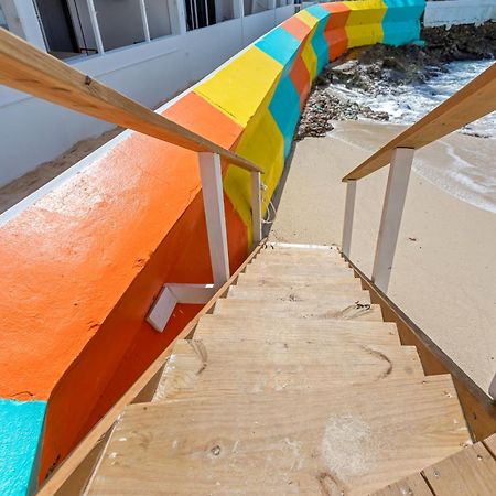 Maho Beach House - Petite Studio - Beach Access 외부 사진