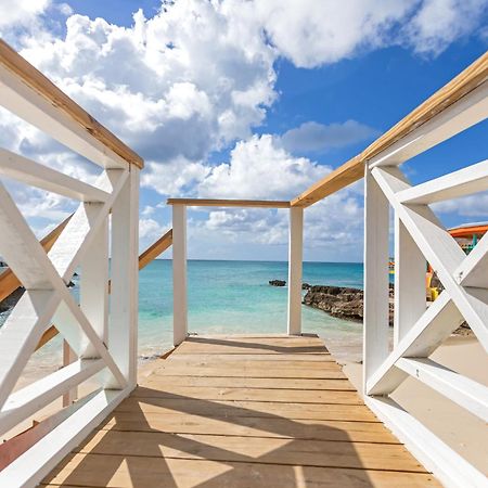 Maho Beach House - Petite Studio - Beach Access 외부 사진